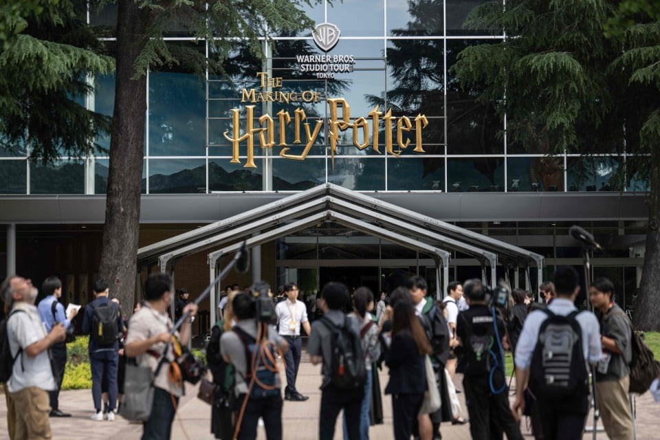 Taman tema Harry Potter miliki dalaman terbesar dibuka di Tokyo