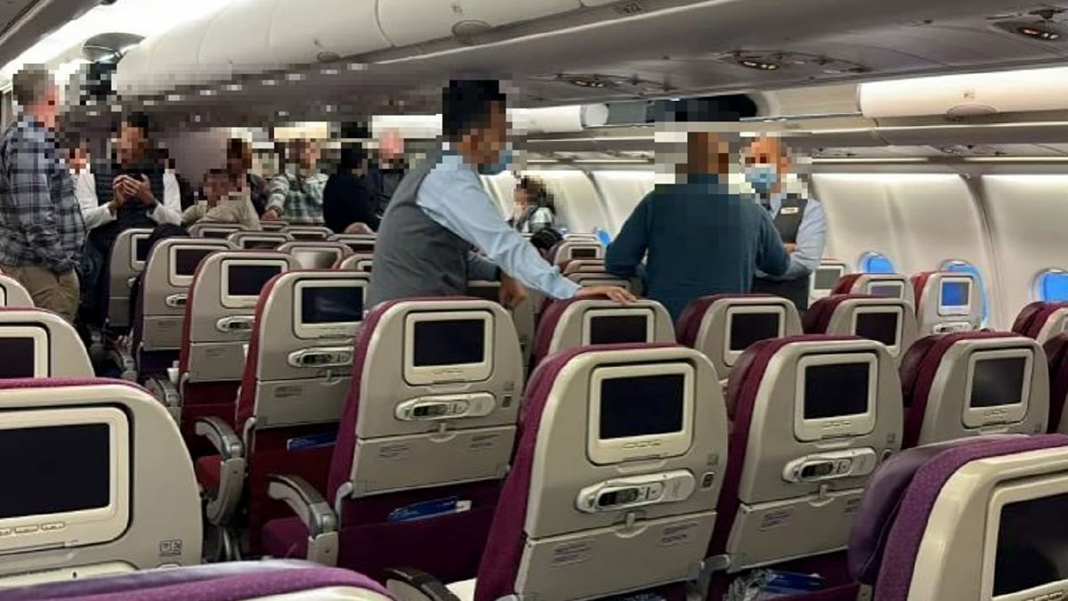 Seorang lelaki mengancam kru dan penumpang Malaysia Airline MH122