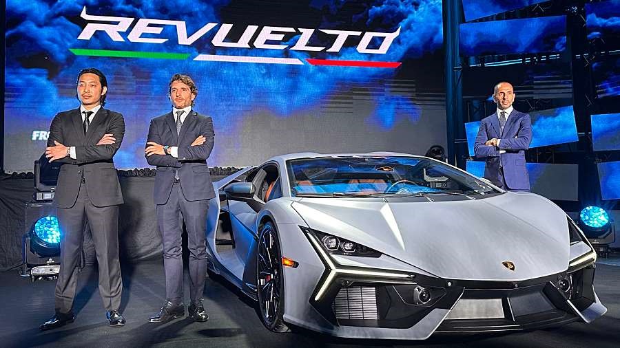 Lamborghini Revuelto lancar di Malaysia, tawar enjin V12 6.5 liter bersama 3 motor elektrik hasil 1,000 hp