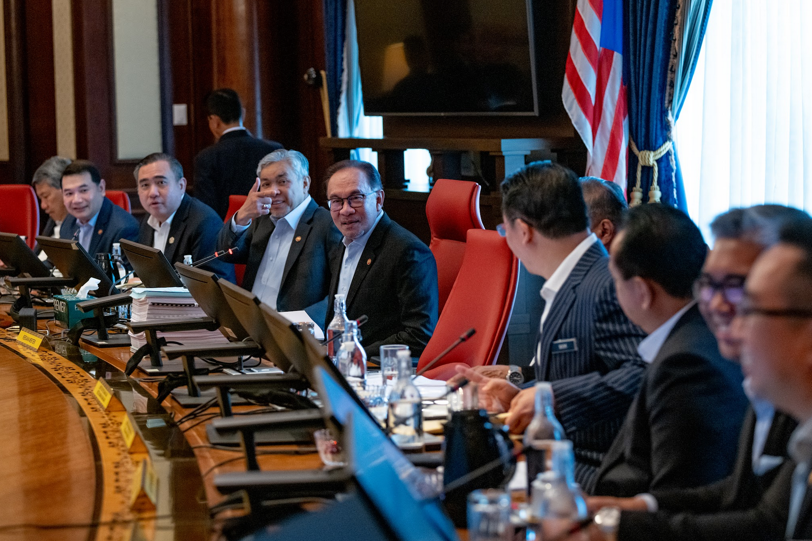 Anwar pengerusi mesyuarat Jemaah Menteri pertama pasca rombakan Kabinet