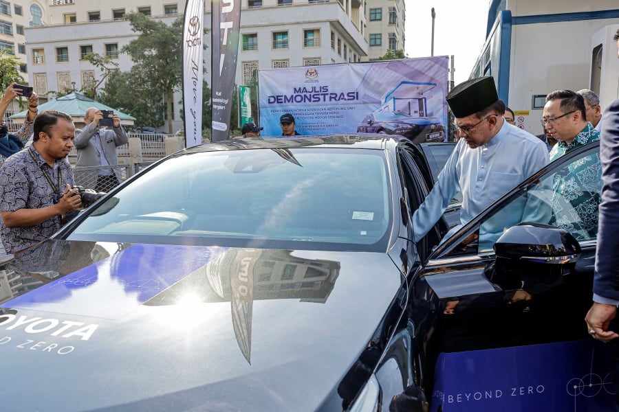 PM Anwar: Malaysia’s hydrogen fuel ecosystem can grow rapidly 