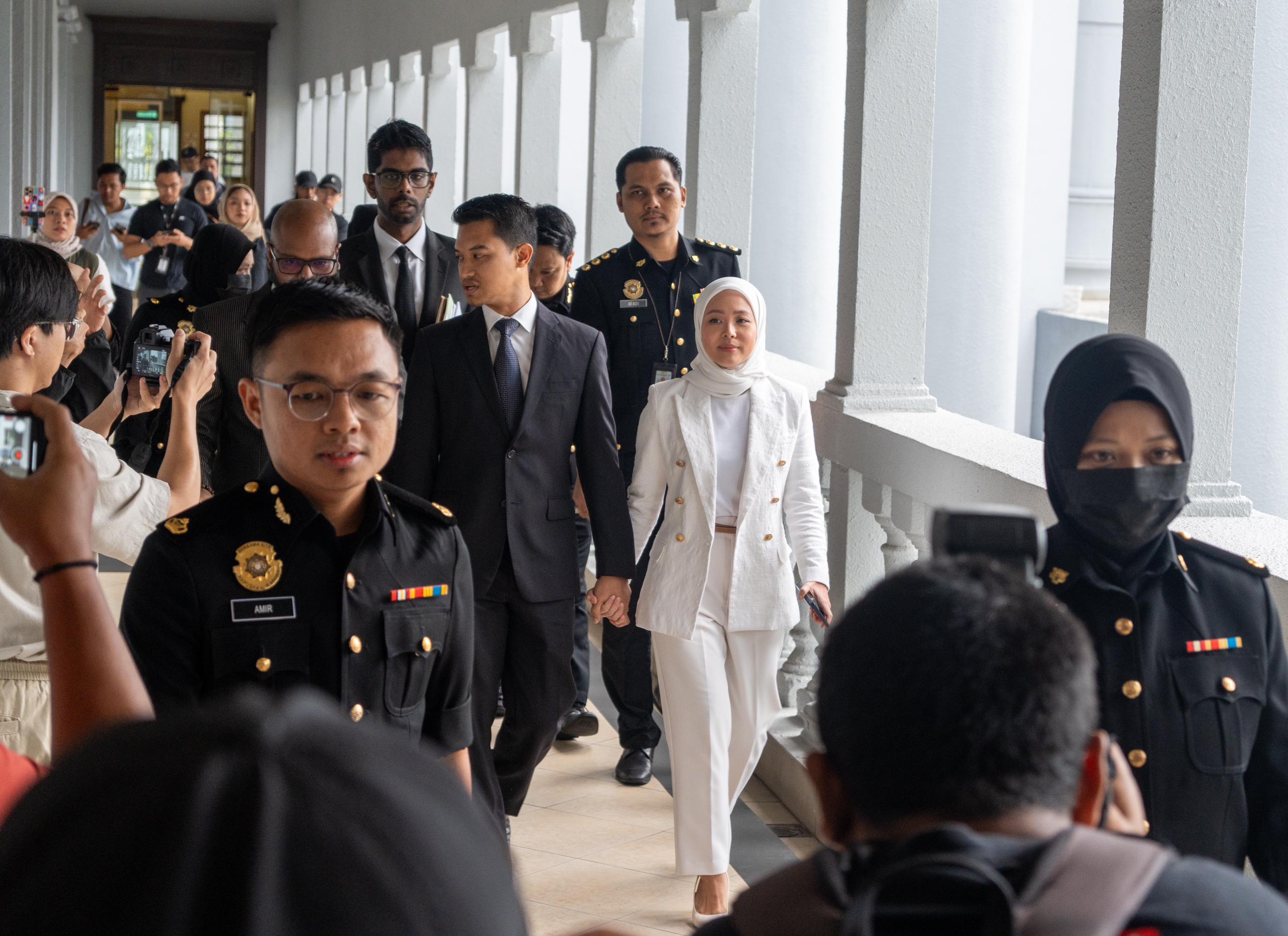 Vivy Yusof dan Suami dituduh lagi atas dakwaan seleweng RM8 juta dana Khazanah, PNB